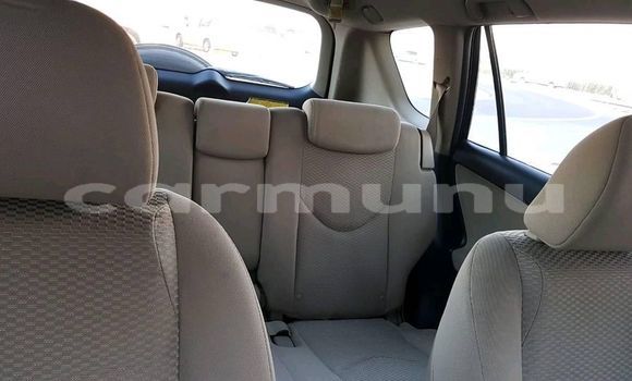 Acheter Occasion Voiture Toyota RAV4 Noir à Brazzaville, Commune de Brazzaville Acheter Occasion Voiture Toyota RAV4 Noir à Brazzaville, Commune de Brazzaville