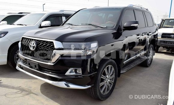 Buy Import Toyota Land Cruiser Black Car in Import - Dubai in Region of Bouenza Buy Import Toyota Land Cruiser Black Car in Import - Dubai in Region of Bouenza