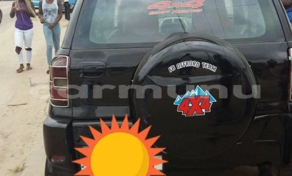 Acheter Occasion Voiture Toyota RAV4 Noir à Brazzaville, Commune de Brazzaville Acheter Occasion Voiture Toyota RAV4 Noir à Brazzaville, Commune de Brazzaville