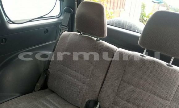 Acheter Occasion Voiture Toyota RAV4 Gris à Brazzaville, Commune de Brazzaville Acheter Occasion Voiture Toyota RAV4 Gris à Brazzaville, Commune de Brazzaville