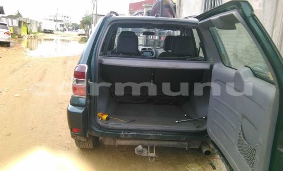 Acheter Occasion Voiture Toyota RAV4 Vert à Brazzaville, Commune de Brazzaville Acheter Occasion Voiture Toyota RAV4 Vert à Brazzaville, Commune de Brazzaville