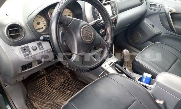 Acheter Occasion Voiture Toyota RAV4 Vert à Brazzaville, Commune de Brazzaville Acheter Occasion Voiture Toyota RAV4 Vert à Brazzaville, Commune de Brazzaville