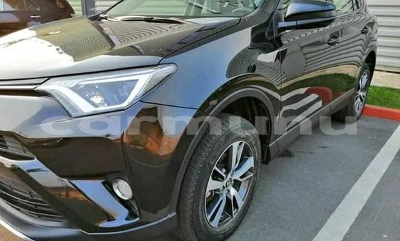 Acheter Occasion Voiture Toyota RAV4 Noir à Brazzaville, Commune de Brazzaville Acheter Occasion Voiture Toyota RAV4 Noir à Brazzaville, Commune de Brazzaville