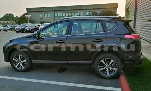 Acheter Occasion Voiture Toyota RAV4 Noir à Brazzaville, Commune de Brazzaville Acheter Occasion Voiture Toyota RAV4 Noir à Brazzaville, Commune de Brazzaville