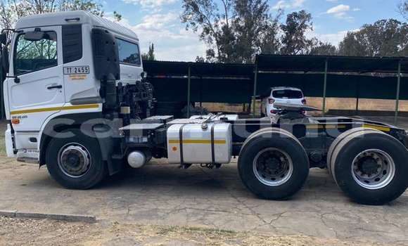 Buy Used Nissan UD White Truck in Kinkala in pool Buy Used Nissan UD White Truck in Kinkala in pool