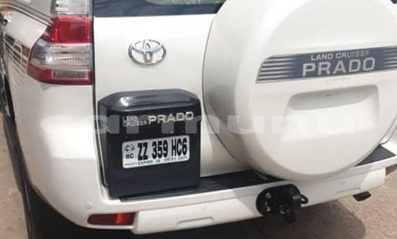 Acheter Occasion Voiture Toyota Land Cruiser Prado Blanc à Brazzaville, Commune de Brazzaville Acheter Occasion Voiture Toyota Land Cruiser Prado Blanc à Brazzaville, Commune de Brazzaville