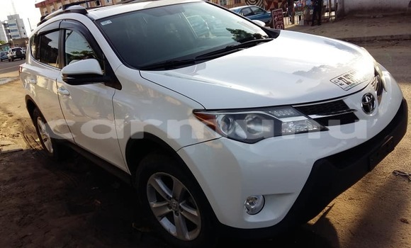 Buy Used Toyota RAV4 White Car in Brazzaville in Municipality of Brazzaville Buy Used Toyota RAV4 White Car in Brazzaville in Municipality of Brazzaville