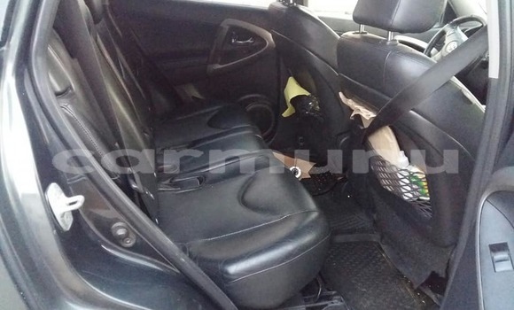 Buy Used Toyota RAV4 Black Car in Brazzaville in Municipality of Brazzaville Buy Used Toyota RAV4 Black Car in Brazzaville in Municipality of Brazzaville