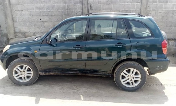 Acheter Occasion Voiture Toyota RAV4 Vert à Brazzaville, Commune de Brazzaville Acheter Occasion Voiture Toyota RAV4 Vert à Brazzaville, Commune de Brazzaville