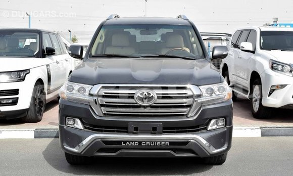 Buy Import Toyota Land Cruiser Other Car in Import - Dubai in Region of Bouenza Buy Import Toyota Land Cruiser Other Car in Import - Dubai in Region of Bouenza
