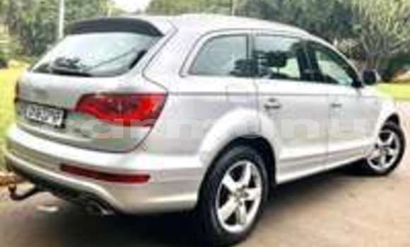 Buy Used Audi Q7 Silver Car in Import - Dubai in Region of Bouenza Buy Used Audi Q7 Silver Car in Import - Dubai in Region of Bouenza