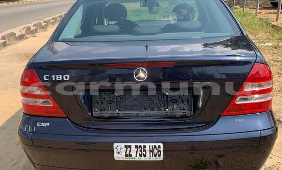 Acheter Occasion Voiture Mercedes-Benz 200 Bleu à Pointe–Noire, Région du Kouilou Acheter Occasion Voiture Mercedes-Benz 200 Bleu à Pointe–Noire, Région du Kouilou