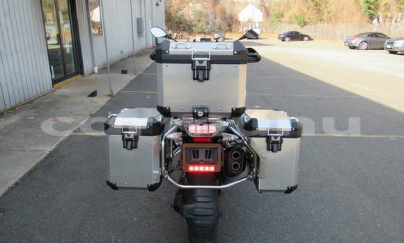 Acheter Occasion Moto BMW R 1200 Noir à Brazzaville, Commune de Brazzaville Acheter Occasion Moto BMW R 1200 Noir à Brazzaville, Commune de Brazzaville