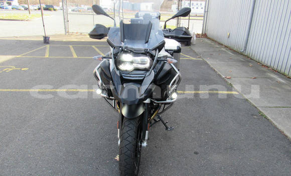 Acheter Occasion Moto BMW R 1200 Noir à Brazzaville, Commune de Brazzaville Acheter Occasion Moto BMW R 1200 Noir à Brazzaville, Commune de Brazzaville
