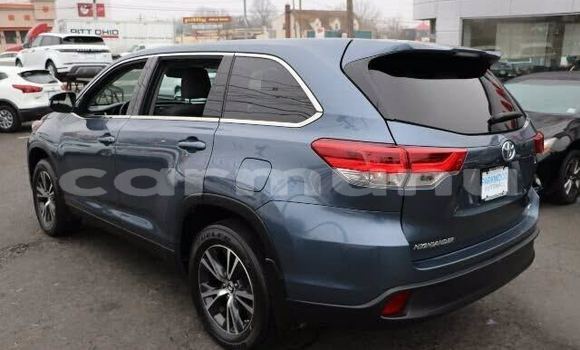 Buy Used Toyota Highlander Other Car in Brazzaville in Municipality of Brazzaville Buy Used Toyota Highlander Other Car in Brazzaville in Municipality of Brazzaville