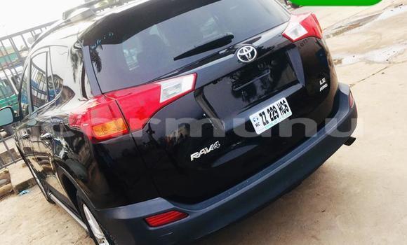 Acheter Occasion Voiture Toyota RAV4 Noir à Brazzaville, Commune de Brazzaville Acheter Occasion Voiture Toyota RAV4 Noir à Brazzaville, Commune de Brazzaville