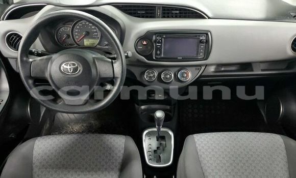 Acheter Occasion Voiture Toyota Yaris Gris à Brazzaville, Commune de Brazzaville Acheter Occasion Voiture Toyota Yaris Gris à Brazzaville, Commune de Brazzaville