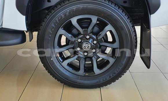 Acheter Occasion Voiture Toyota Hilux Blanc à Brazzaville, Commune de Brazzaville Acheter Occasion Voiture Toyota Hilux Blanc à Brazzaville, Commune de Brazzaville