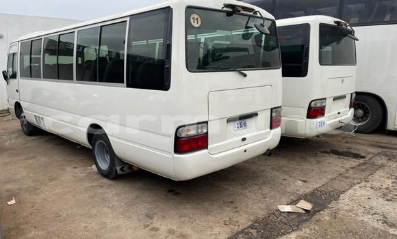 Acheter Occasion Voiture Toyota Picnic Blanc à Brazzaville, Commune de Brazzaville Acheter Occasion Voiture Toyota Picnic Blanc à Brazzaville, Commune de Brazzaville