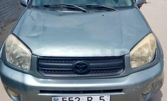 Acheter Occasion Voiture Toyota RAV4 Vert à Brazzaville, Commune de Brazzaville Acheter Occasion Voiture Toyota RAV4 Vert à Brazzaville, Commune de Brazzaville