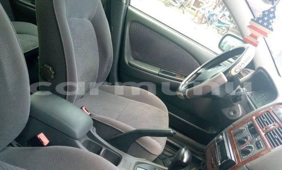 Buy Used Toyota Avensis Green Car in Black Point in Kouilou region Buy Used Toyota Avensis Green Car in Black Point in Kouilou region