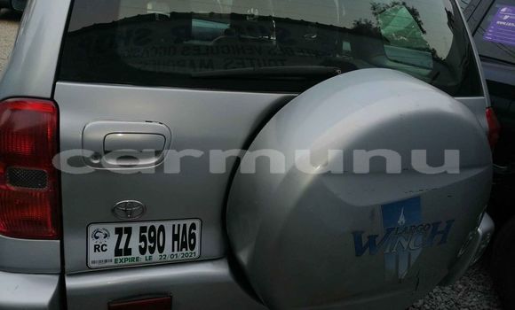 Acheter Occasion Voiture Toyota RAV4 Gris à Brazzaville, Commune de Brazzaville Acheter Occasion Voiture Toyota RAV4 Gris à Brazzaville, Commune de Brazzaville