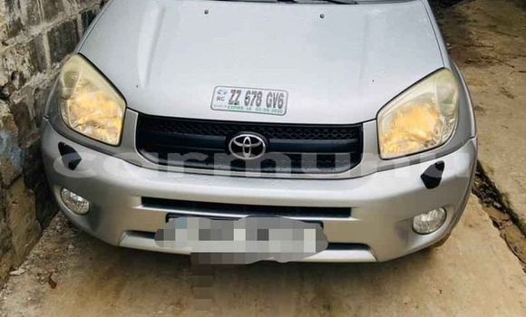 Acheter Occasion Voiture Toyota RAV4 Gris à Brazzaville, Commune de Brazzaville Acheter Occasion Voiture Toyota RAV4 Gris à Brazzaville, Commune de Brazzaville