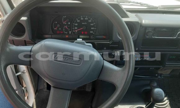 Buy Used Toyota Pickup White Car in Brazzaville in Municipality of Brazzaville Buy Used Toyota Pickup White Car in Brazzaville in Municipality of Brazzaville