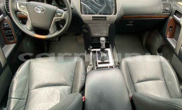 Acheter Occasion Voiture Toyota Land Cruiser Prado Blanc à Brazzaville, Commune de Brazzaville Acheter Occasion Voiture Toyota Land Cruiser Prado Blanc à Brazzaville, Commune de Brazzaville