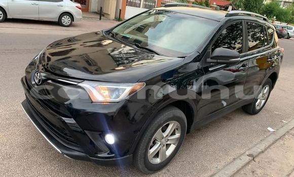 Acheter Occasion Voiture Toyota RAV4 Noir à Brazzaville, Commune de Brazzaville Acheter Occasion Voiture Toyota RAV4 Noir à Brazzaville, Commune de Brazzaville