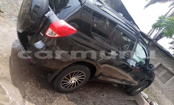 Acheter Occasion Voiture Toyota RAV4 Noir à Brazzaville, Commune de Brazzaville Acheter Occasion Voiture Toyota RAV4 Noir à Brazzaville, Commune de Brazzaville