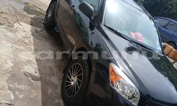 Acheter Occasion Voiture Toyota RAV4 Noir à Brazzaville, Commune de Brazzaville Acheter Occasion Voiture Toyota RAV4 Noir à Brazzaville, Commune de Brazzaville