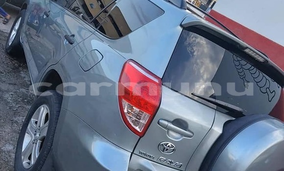 Acheter Occasion Voiture Toyota RAV4 Autre à Brazzaville, Commune de Brazzaville Acheter Occasion Voiture Toyota RAV4 Autre à Brazzaville, Commune de Brazzaville