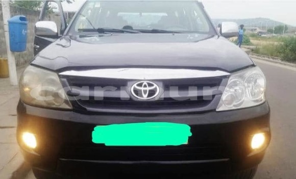 Acheter Occasion Voiture Toyota Fortuner Noir à Brazzaville, Commune de Brazzaville Acheter Occasion Voiture Toyota Fortuner Noir à Brazzaville, Commune de Brazzaville