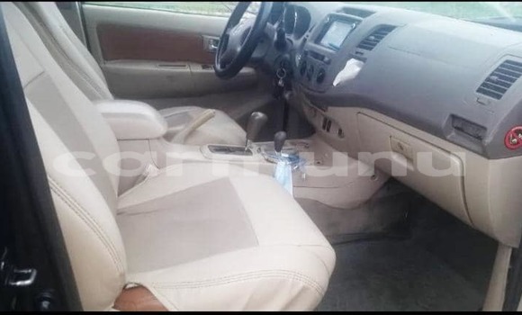 Acheter Occasion Voiture Toyota Fortuner Noir à Brazzaville, Commune de Brazzaville Acheter Occasion Voiture Toyota Fortuner Noir à Brazzaville, Commune de Brazzaville