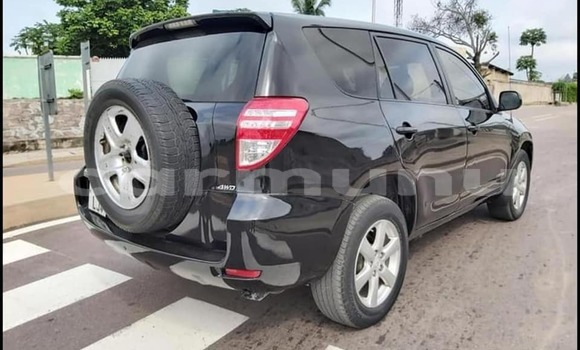 Acheter Occasion Voiture Toyota RAV4 Noir à Brazzaville, Commune de Brazzaville Acheter Occasion Voiture Toyota RAV4 Noir à Brazzaville, Commune de Brazzaville