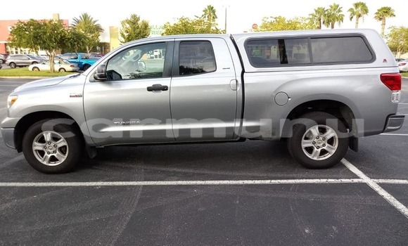 Acheter Occasion Voiture Toyota Tundra Gris à Brazzaville, Commune de Brazzaville Acheter Occasion Voiture Toyota Tundra Gris à Brazzaville, Commune de Brazzaville
