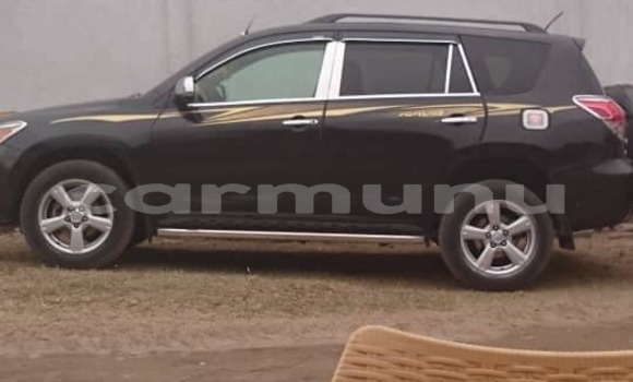 Acheter Occasion Voiture Toyota RAV4 Noir à Brazzaville, Commune de Brazzaville Acheter Occasion Voiture Toyota RAV4 Noir à Brazzaville, Commune de Brazzaville