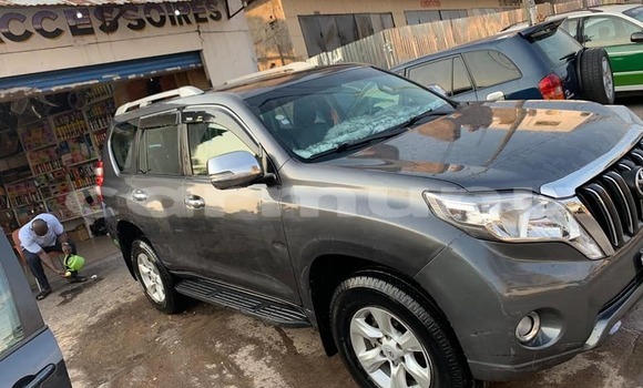 Acheter Occasion Voiture Toyota Land Cruiser Prado Autre à Brazzaville, Commune de Brazzaville Acheter Occasion Voiture Toyota Land Cruiser Prado Autre à Brazzaville, Commune de Brazzaville
