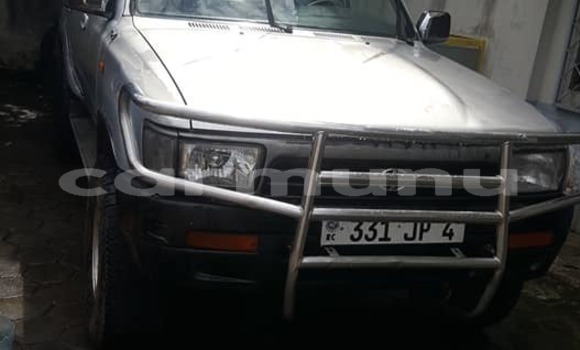 Acheter Occasion Voiture Toyota 4Runner Blanc à Brazzaville, Commune de Brazzaville Acheter Occasion Voiture Toyota 4Runner Blanc à Brazzaville, Commune de Brazzaville