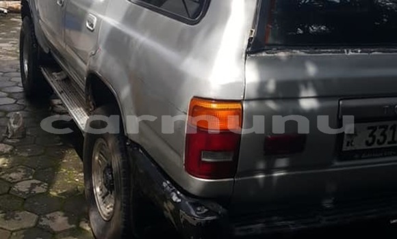 Acheter Occasion Voiture Toyota 4Runner Blanc à Brazzaville, Commune de Brazzaville Acheter Occasion Voiture Toyota 4Runner Blanc à Brazzaville, Commune de Brazzaville