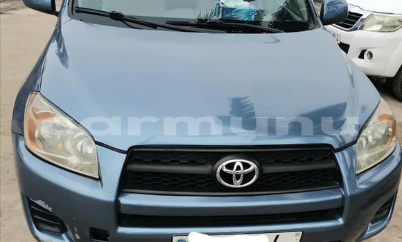 Acheter Occasion Voiture Toyota RAV4 Bleu à Brazzaville, Commune de Brazzaville Acheter Occasion Voiture Toyota RAV4 Bleu à Brazzaville, Commune de Brazzaville