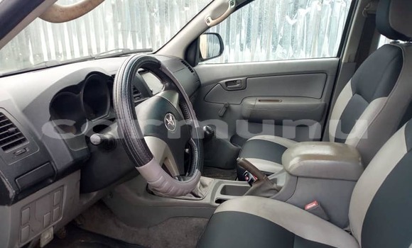 Acheter Occasion Voiture Toyota Hilux Blanc à Brazzaville, Commune de Brazzaville Acheter Occasion Voiture Toyota Hilux Blanc à Brazzaville, Commune de Brazzaville
