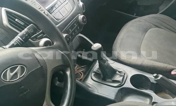 Acheter Occasion Voiture Hyundai Tucson Blanc à Brazzaville, Commune de Brazzaville Acheter Occasion Voiture Hyundai Tucson Blanc à Brazzaville, Commune de Brazzaville