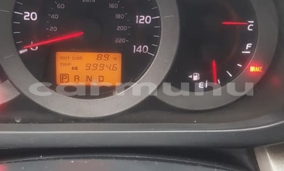 Acheter Occasion Voiture Toyota RAV4 Gris à Brazzaville, Commune de Brazzaville Acheter Occasion Voiture Toyota RAV4 Gris à Brazzaville, Commune de Brazzaville