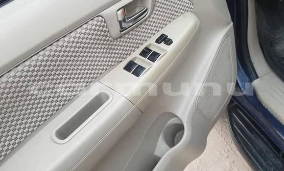 Acheter Occasion Voiture Toyota Fortuner Bleu à Brazzaville, Commune de Brazzaville Acheter Occasion Voiture Toyota Fortuner Bleu à Brazzaville, Commune de Brazzaville