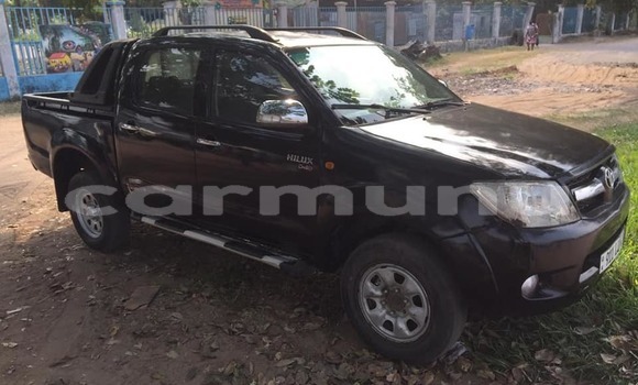 Acheter Occasion Voiture Toyota Hilux Noir à Brazzaville, Commune de Brazzaville Acheter Occasion Voiture Toyota Hilux Noir à Brazzaville, Commune de Brazzaville