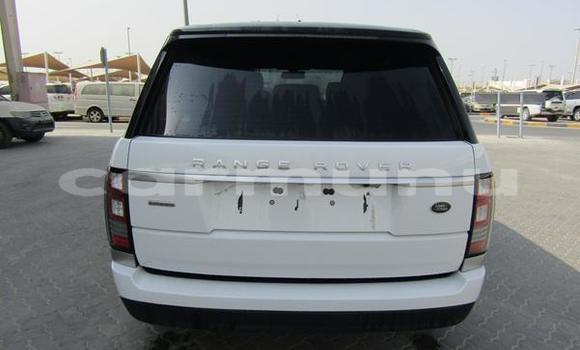 Buy Used Land Rover Range Rover White Car in Dolisie in Niari Region Buy Used Land Rover Range Rover White Car in Dolisie in Niari Region