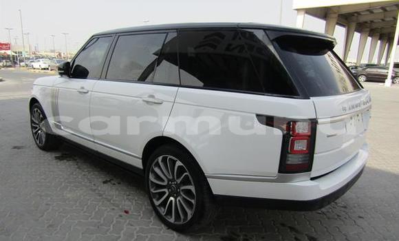 Buy Used Land Rover Range Rover White Car in Dolisie in Niari Region Buy Used Land Rover Range Rover White Car in Dolisie in Niari Region
