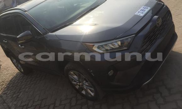 Acheter Import Voiture Toyota RAV4 Noir à Brazzaville, Commune de Brazzaville Acheter Import Voiture Toyota RAV4 Noir à Brazzaville, Commune de Brazzaville